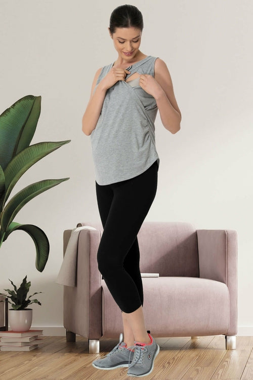 Maternity T-Shirt & Capri Leggings Set – Grey